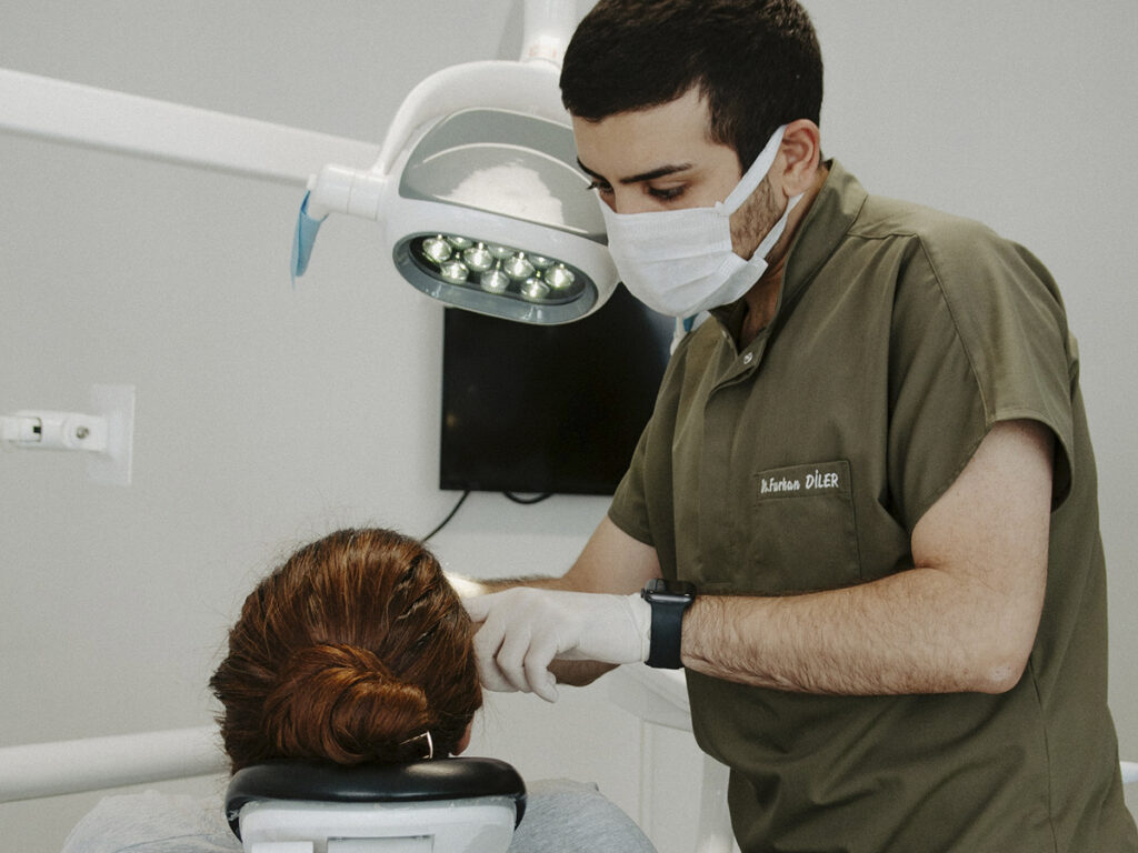 aprende por qué es necesaria la extracción de un premolar